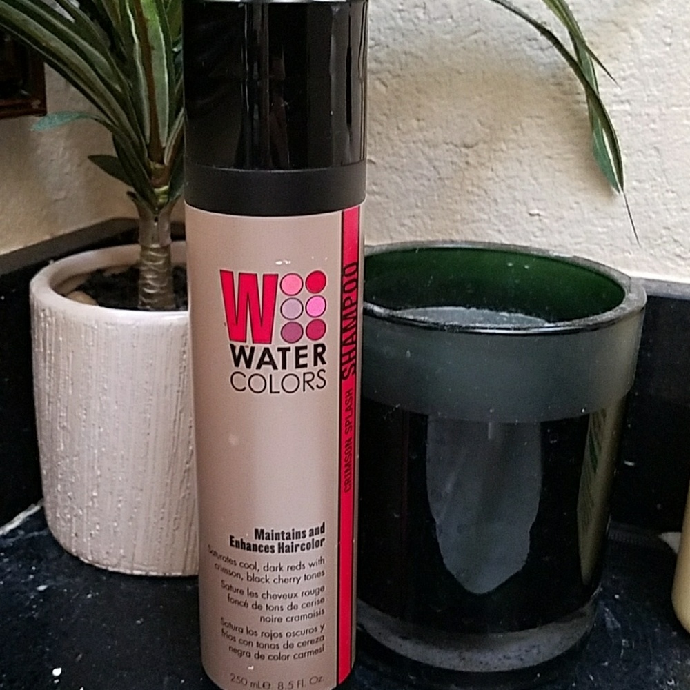 Water Colors Cool Dark Red 8.5oz.